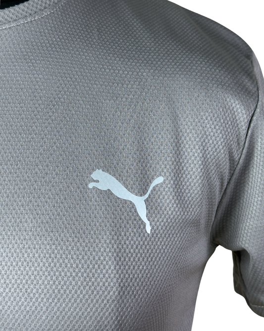 Puma T-Shirt Small