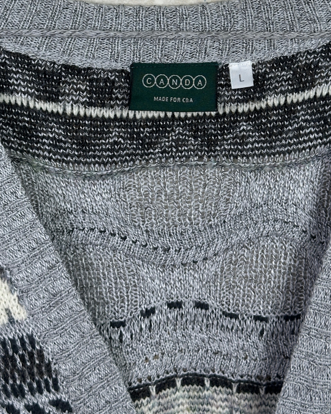 Canda Sweater Vest Large