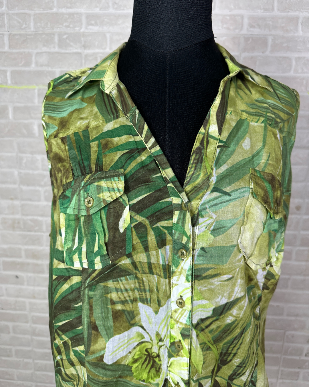 Patrice Bréal Tropical Leaf Sleeveless Women's Shirt – Size 44