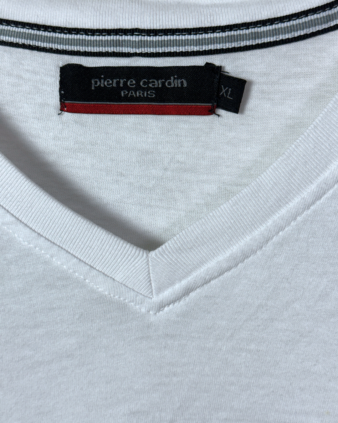 Pierre Cardin V-Neck T-Shirt XL