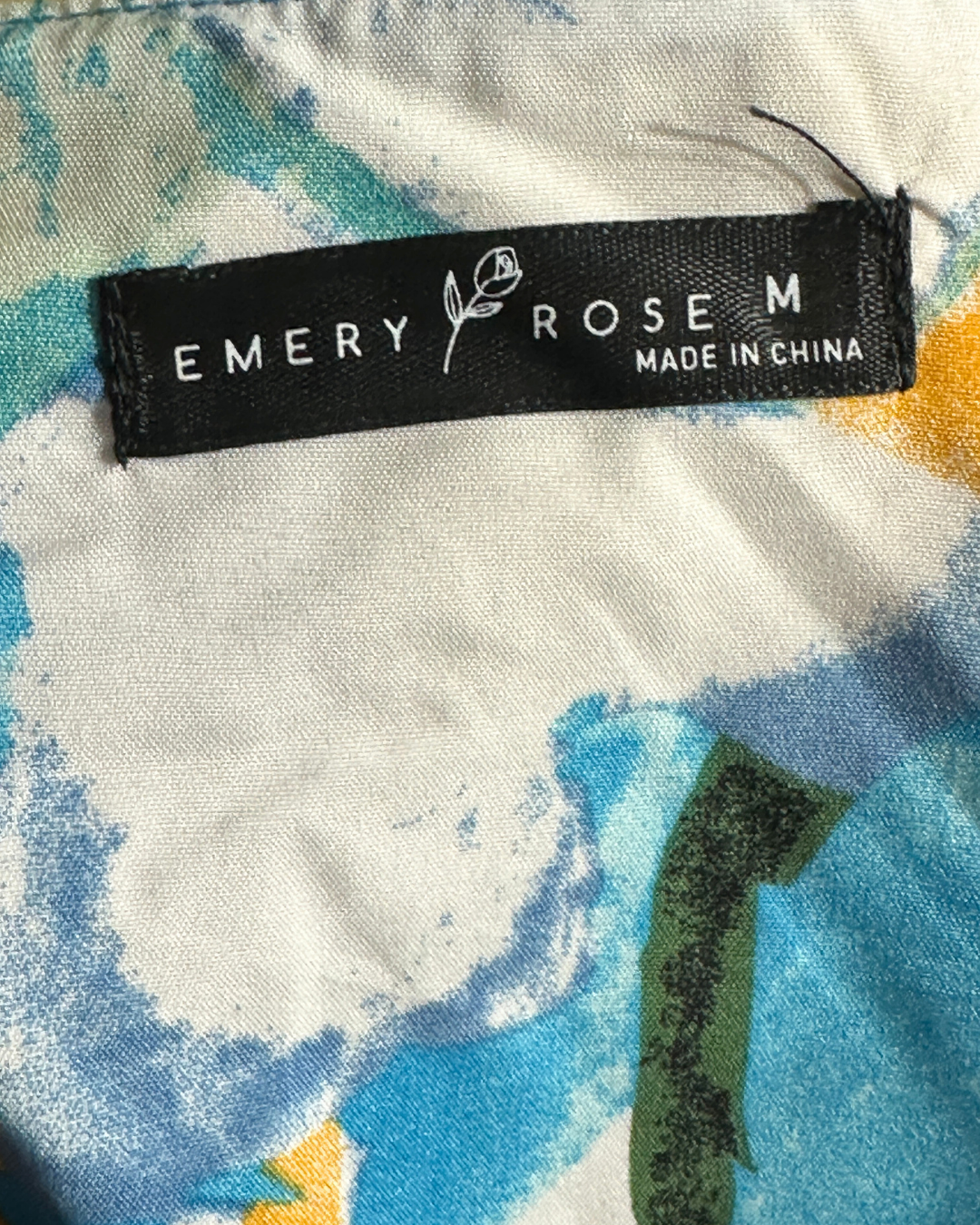 Emery Rose Abstract Floral Sleeveless Blouse - Medium
