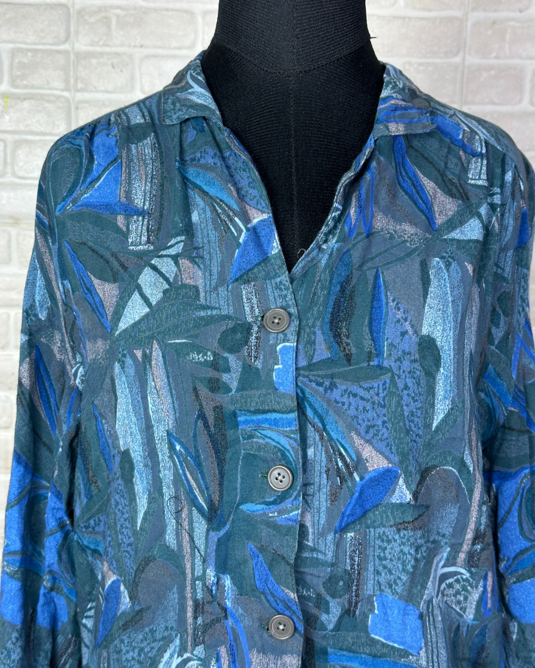 Vintage Long Sleeve Abstract Print Women's Shirt - Medium