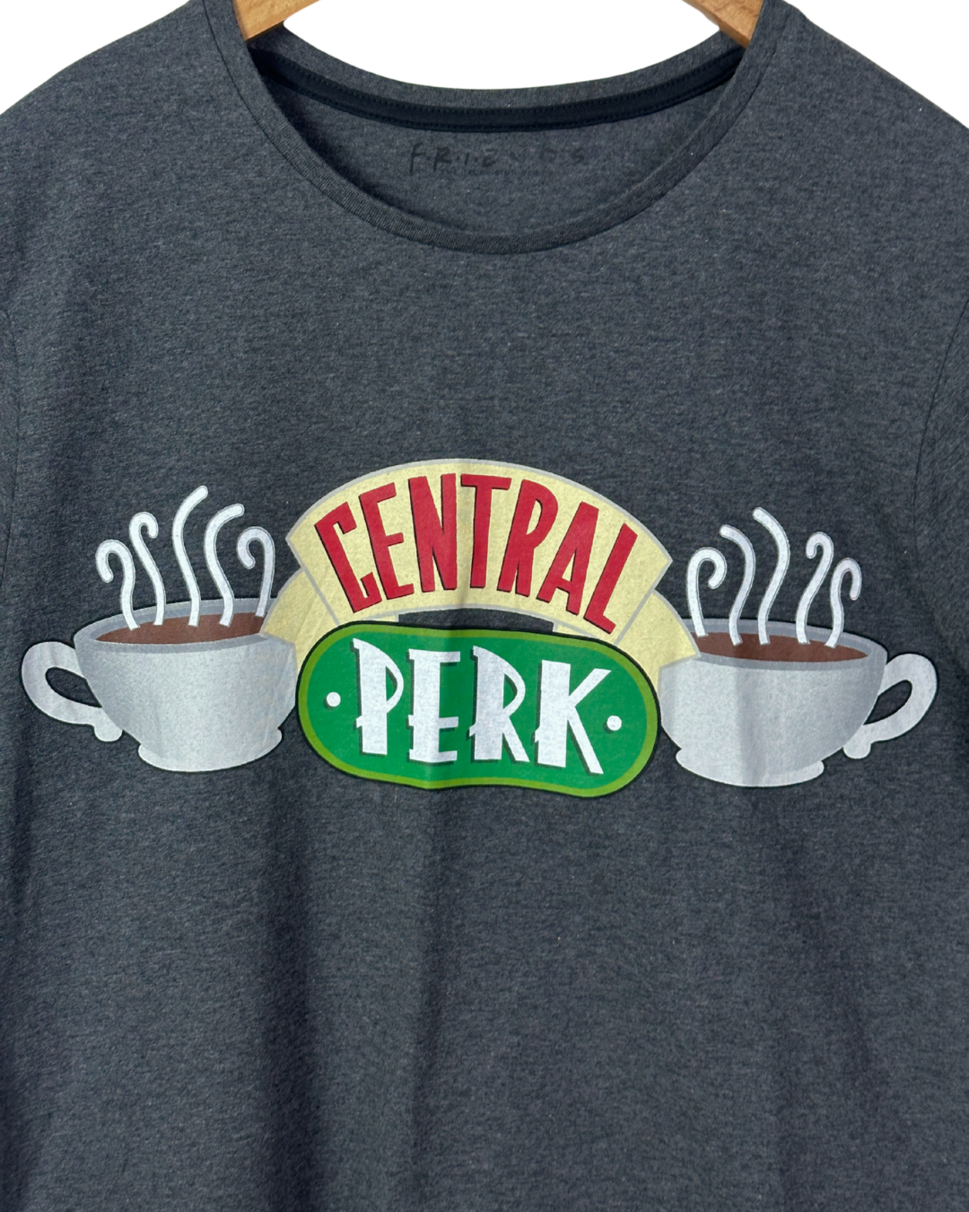 Central Perk Graphic T-Shirt Medium