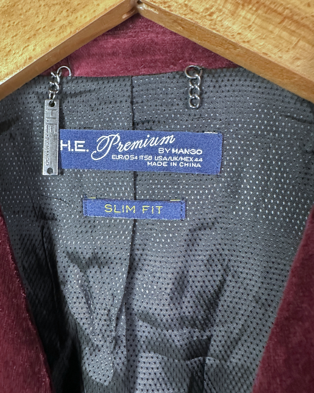 H.E. Premium by Mango Men's Slim Fit Velvet Blazer 54