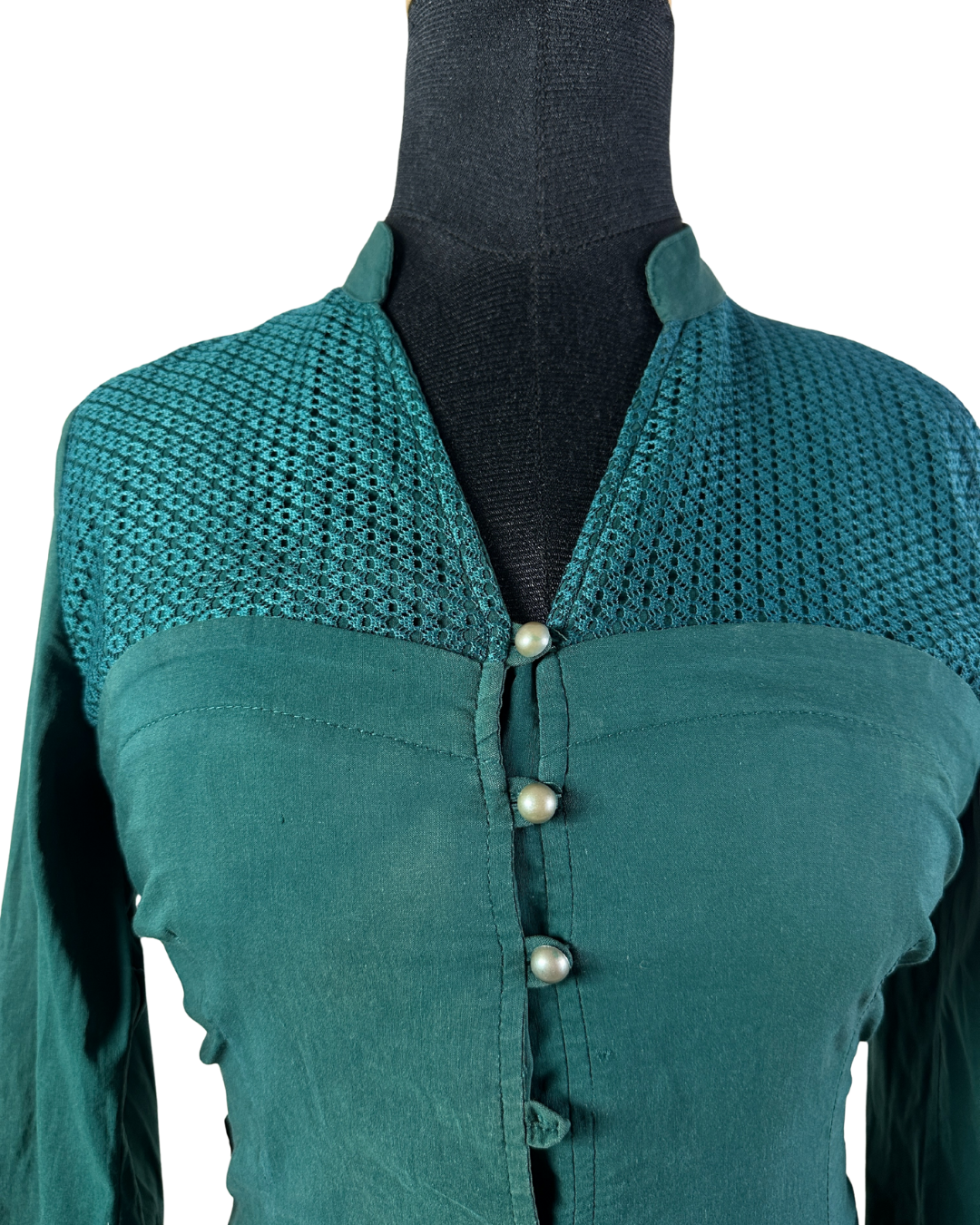 Fitted Stretch Shirt With Lace Yoke And Pearl Buttons