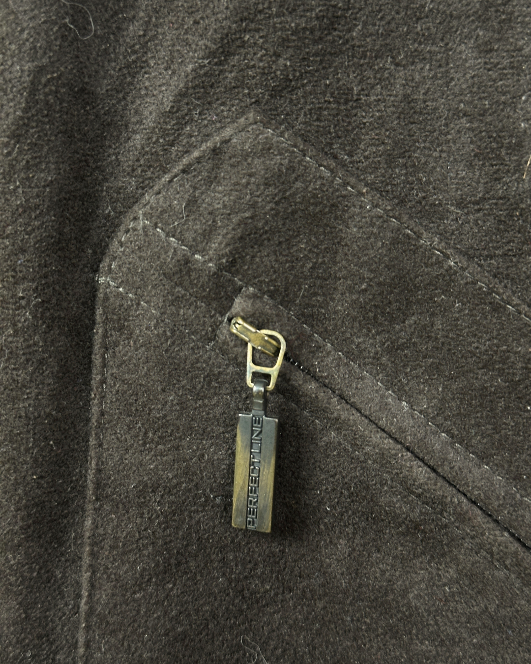 Belle Surprise Suede Zip-up Vest Medium