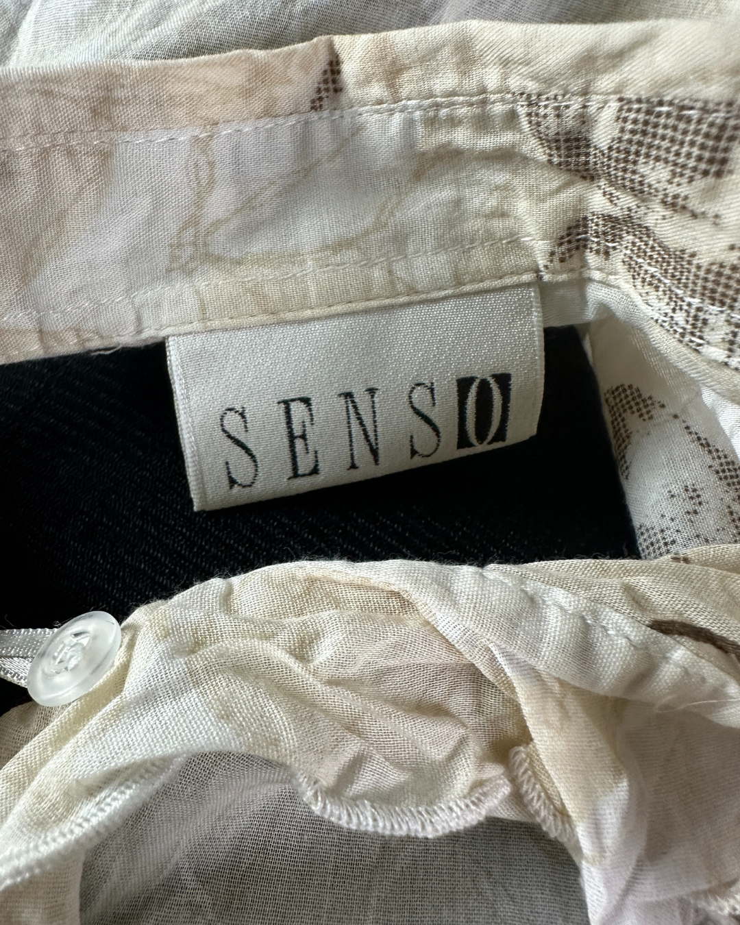 Senso Crinkled Ruffle Front Floral Blouse