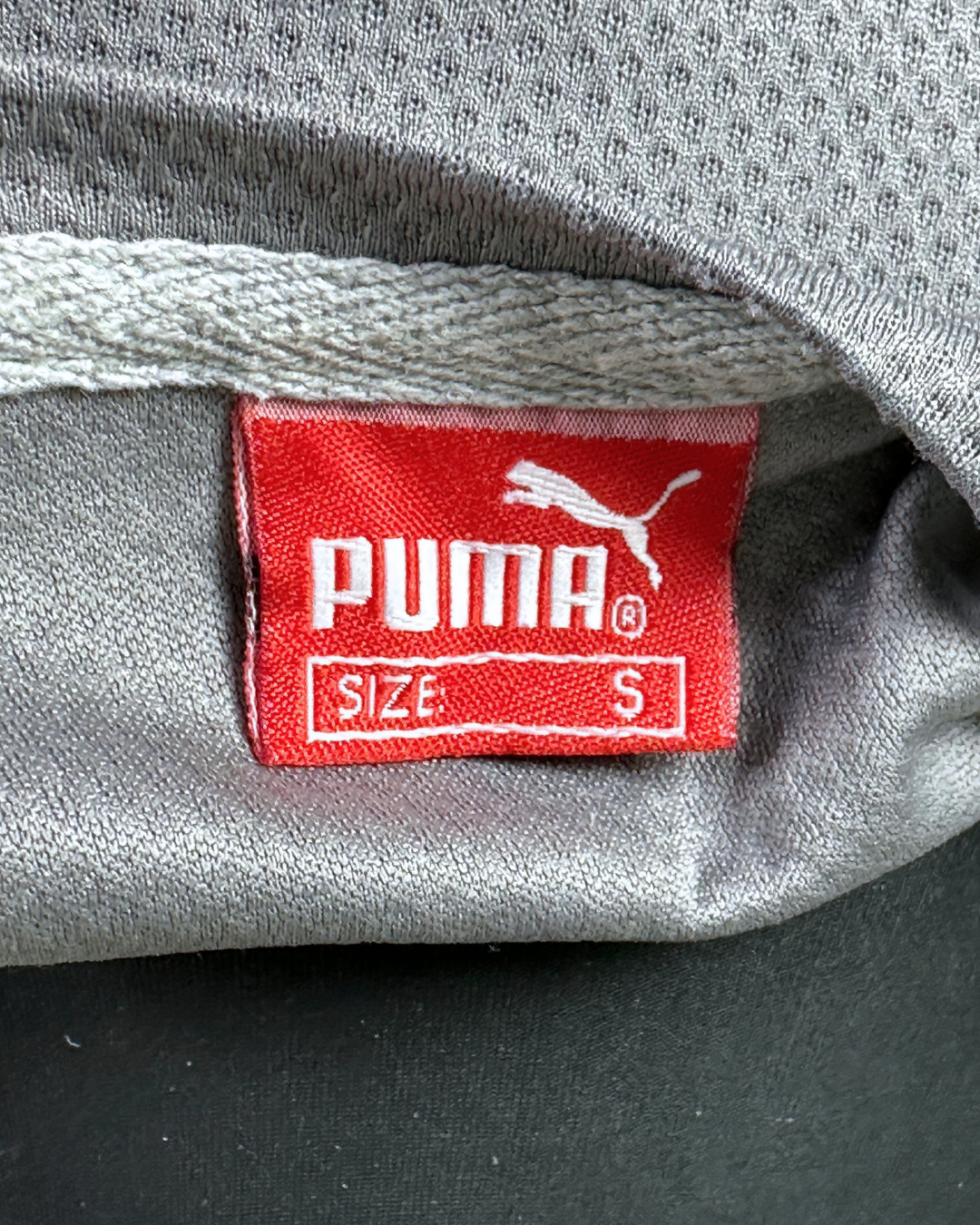 Puma T-Shirt Small