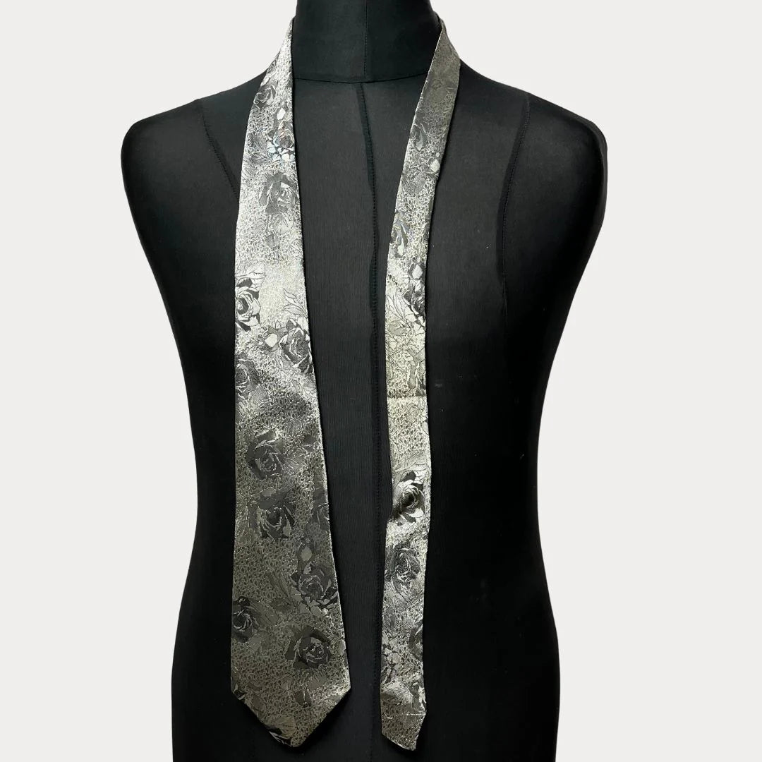 Roberto Scala Silver Floral Necktie 9.5 cm