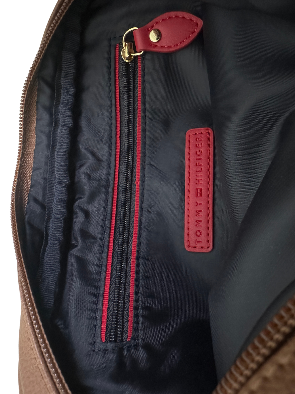 Tommy Hilfiger Crossbody Bag
