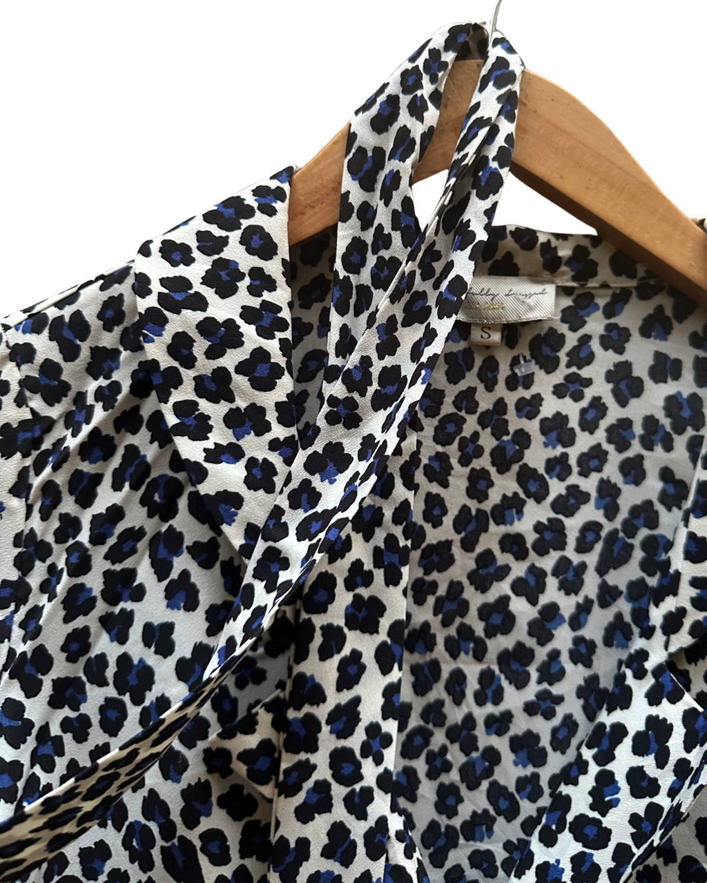 Blue Leopard Pattern Shirt with Scarf - Small