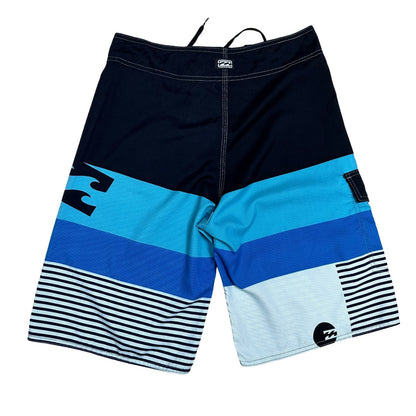 Billabong Shorts 30