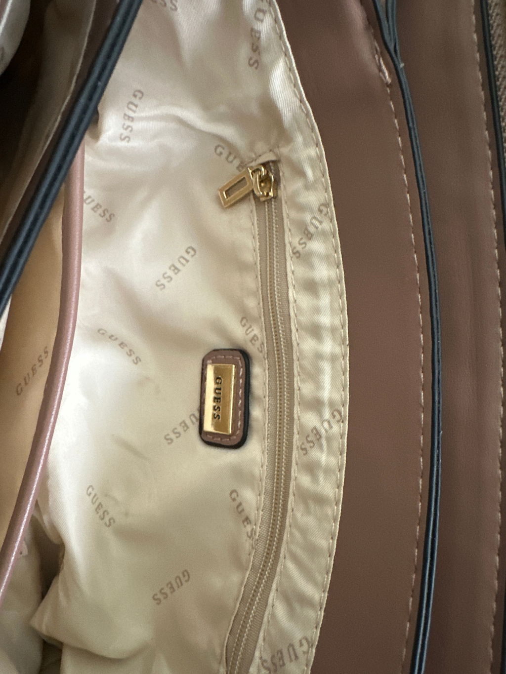Guess Crossbody Bag