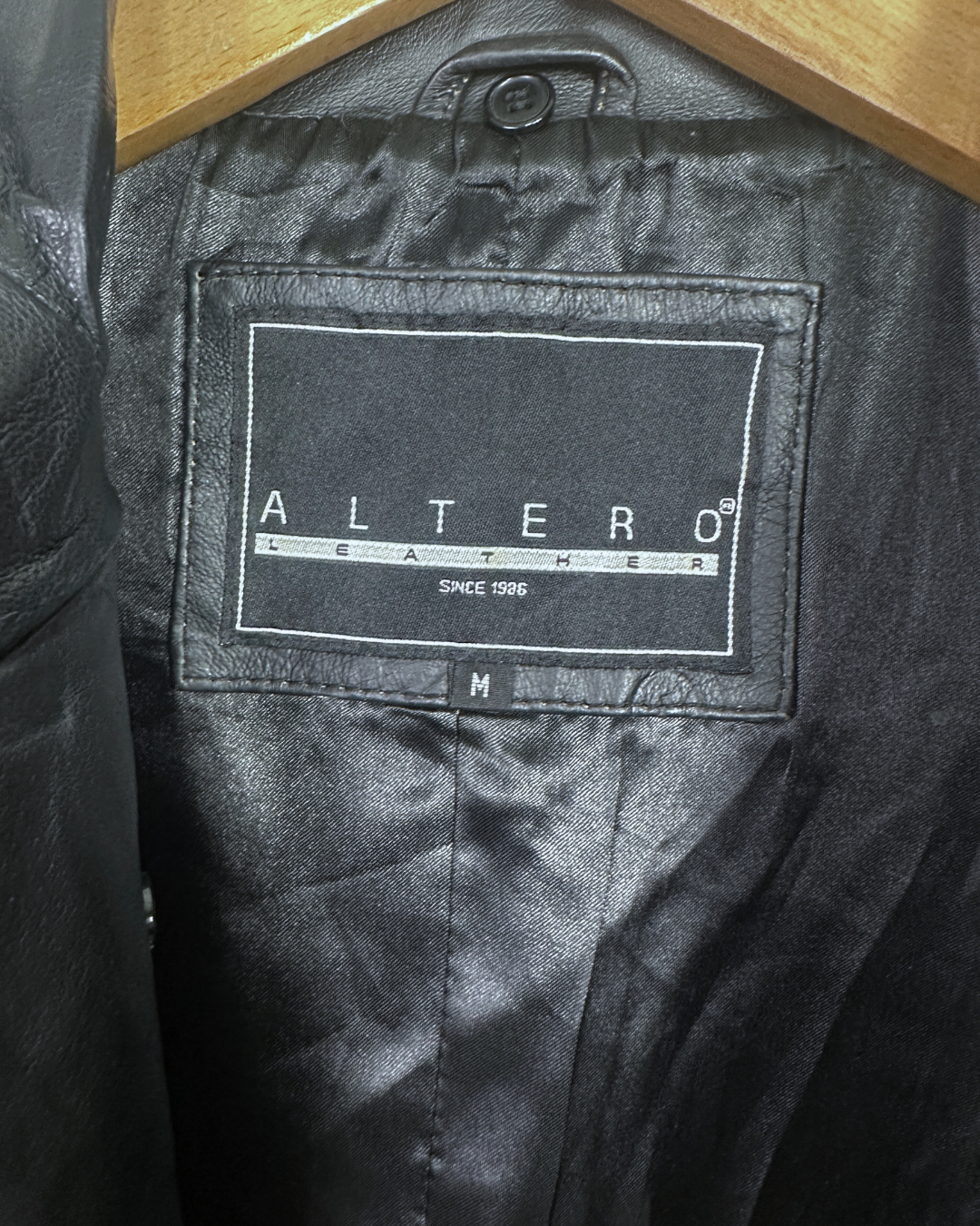 Altero Women’s Genuine  Leather Jacket Medium