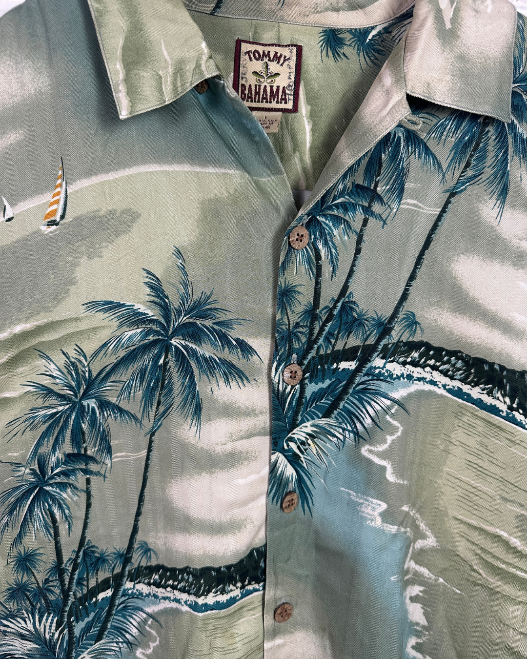 Tommy Bahama Shirt Large