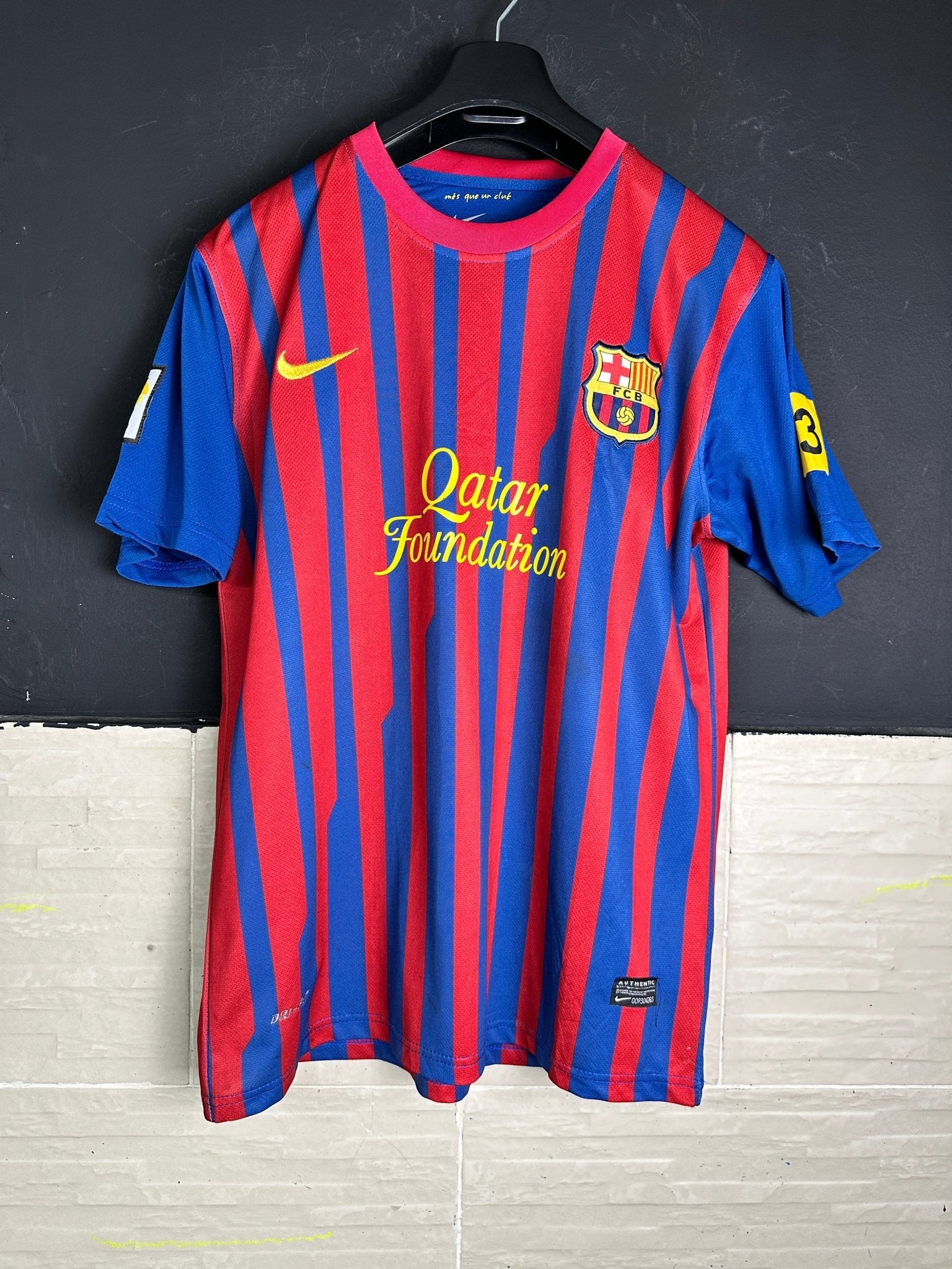 2011-2012 Nike FCB Football Jersey - Funkify