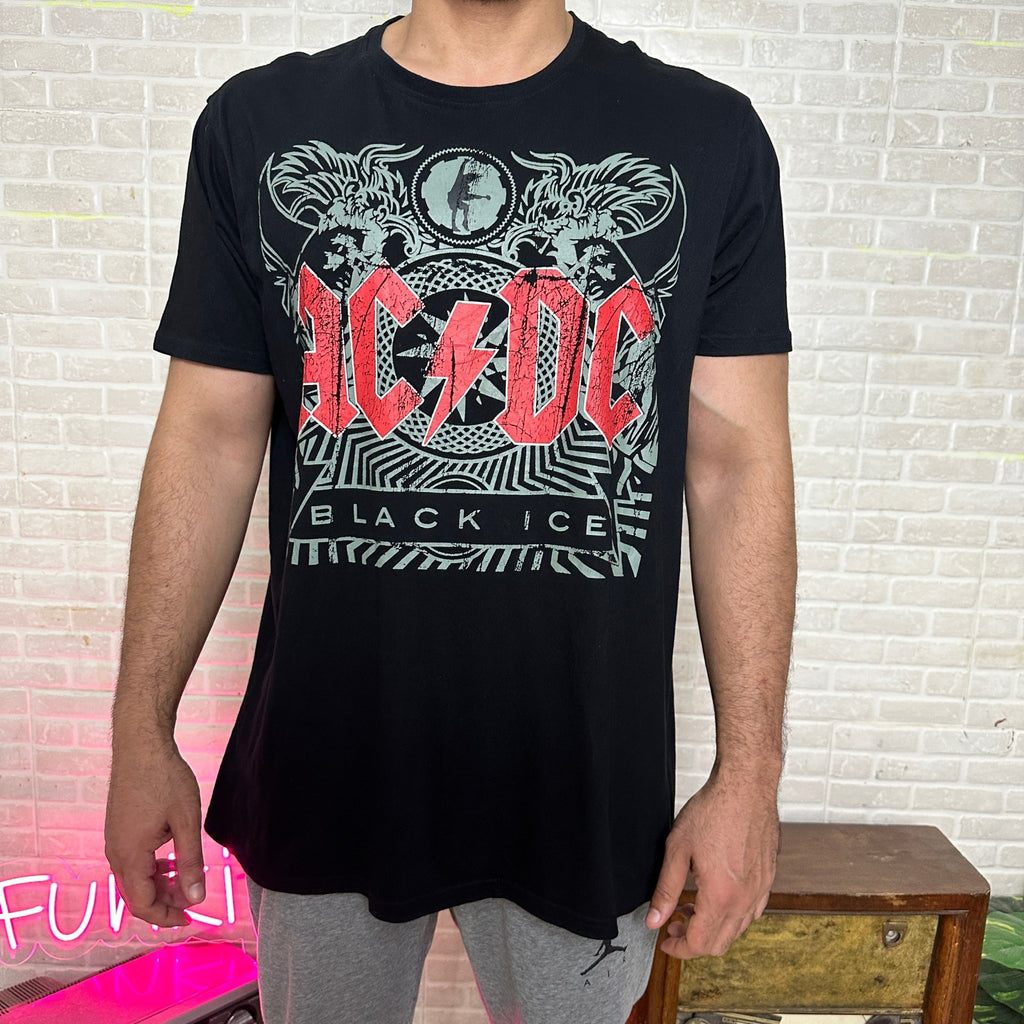 2016 AC/DC Graphic Tee - Funkify
