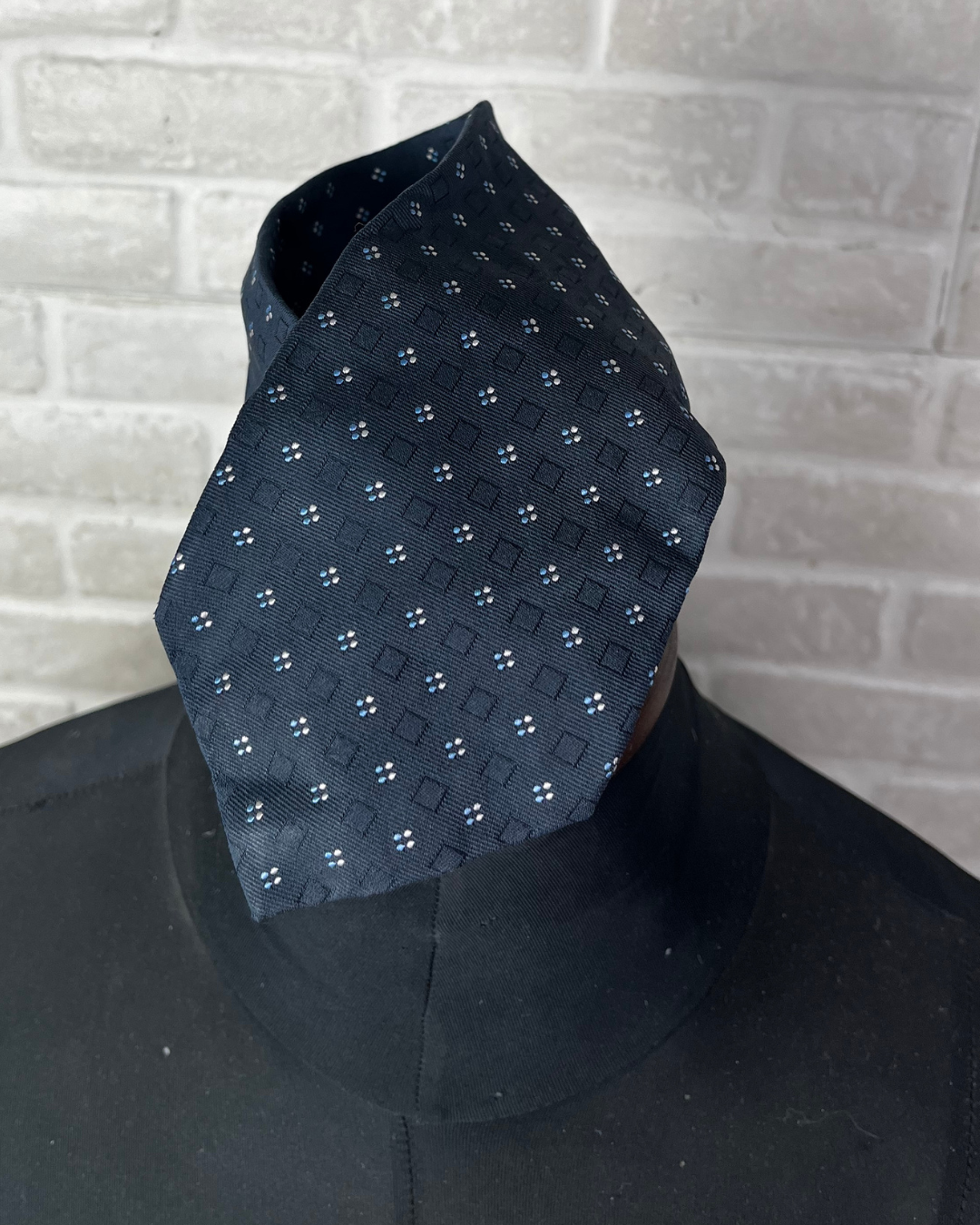 Ermenegildo Zegna Necktie 9 cm