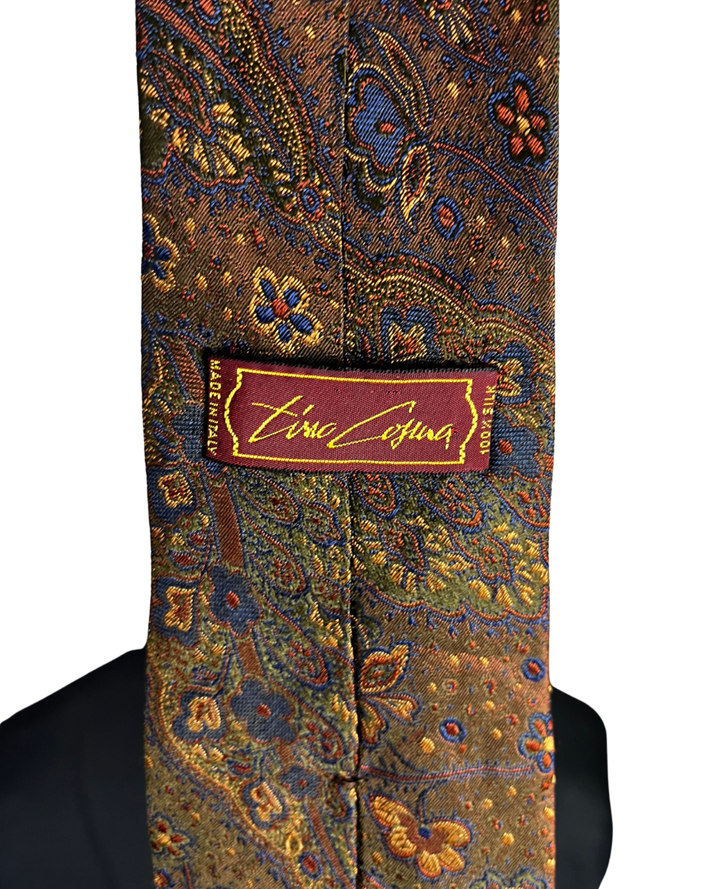 Paisley necktie