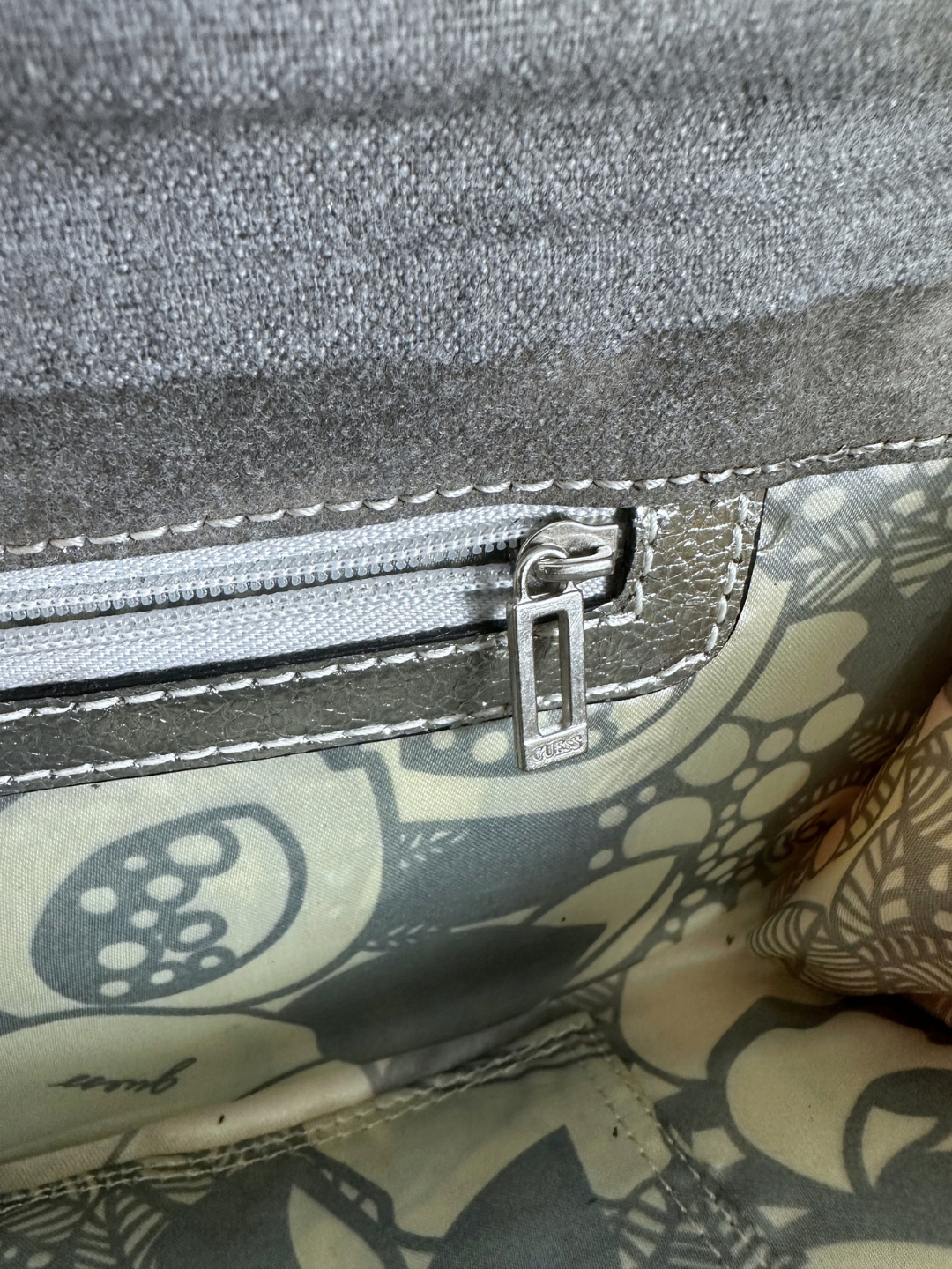 Vintage Guess Shoulder Bag