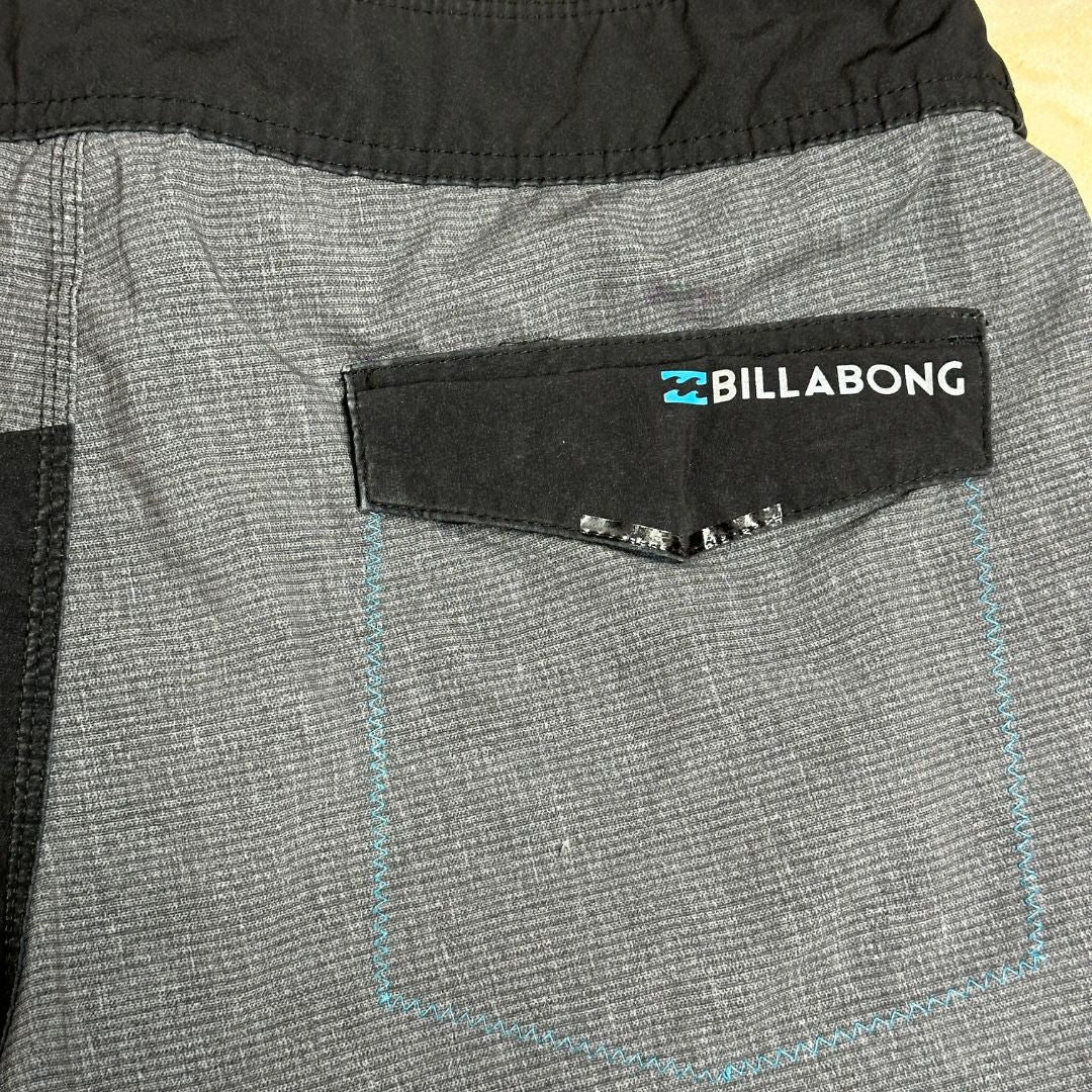 Billabong Striped Shorts Large 30