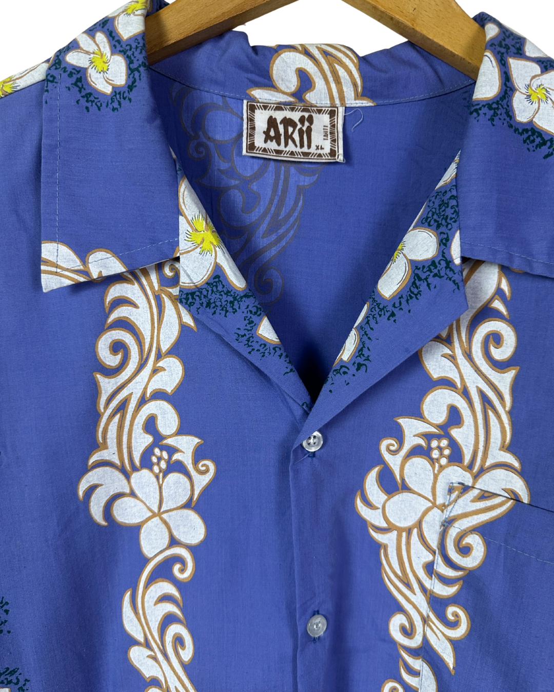 Arii Hawaiian Shirt XL