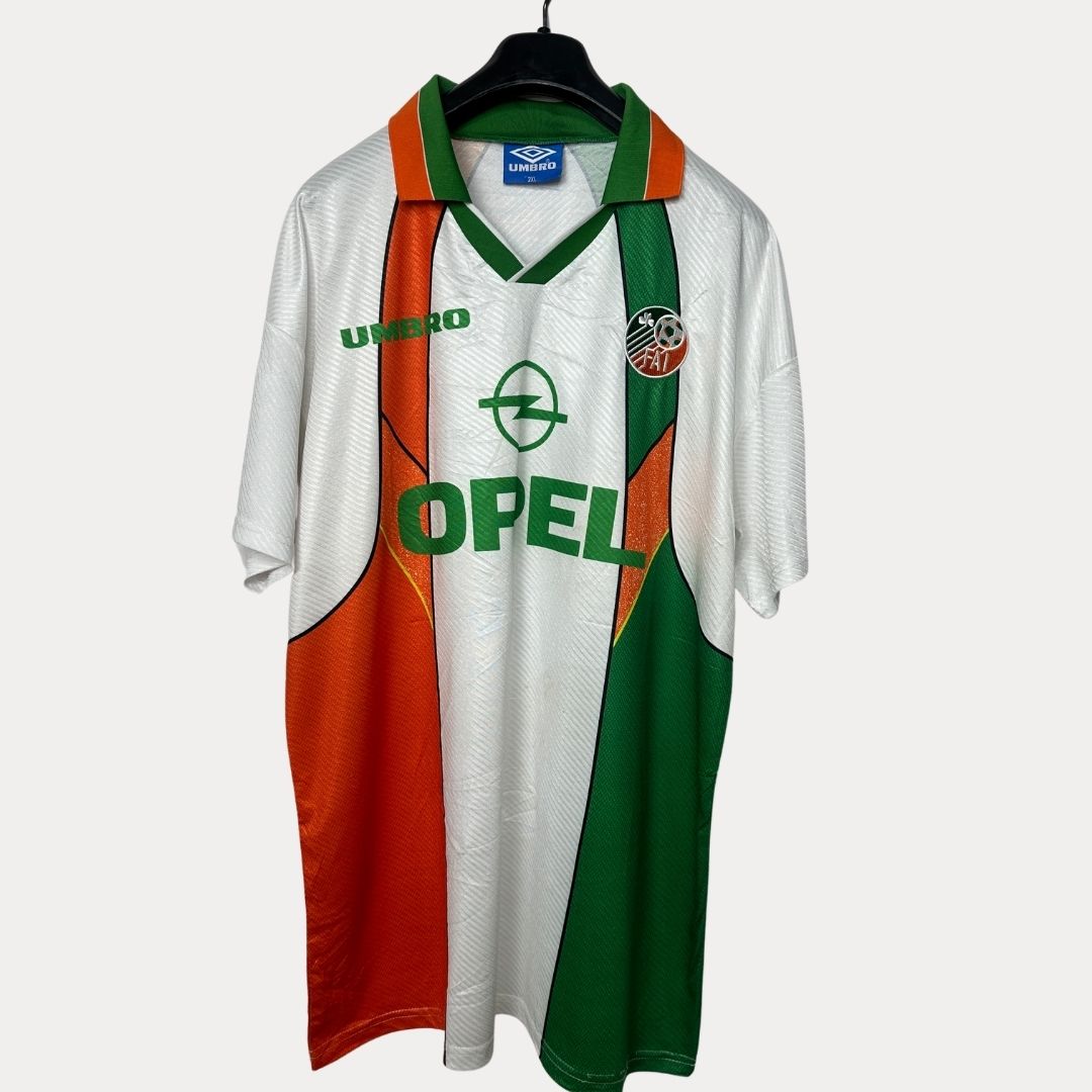 Retro 1994 Umbro Ireland National Team Away Jersey