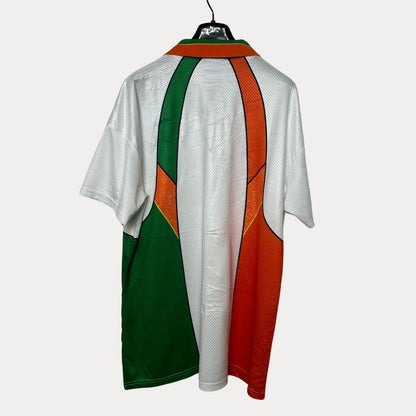 Retro 1994 Umbro Ireland National Team Away Jersey