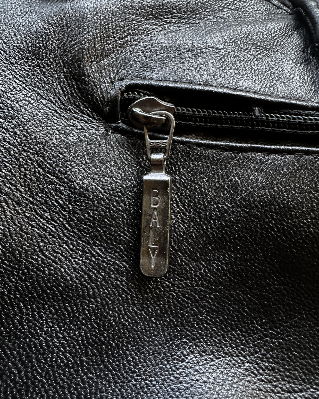 Vintage Genuine Leather Shoulder Bag