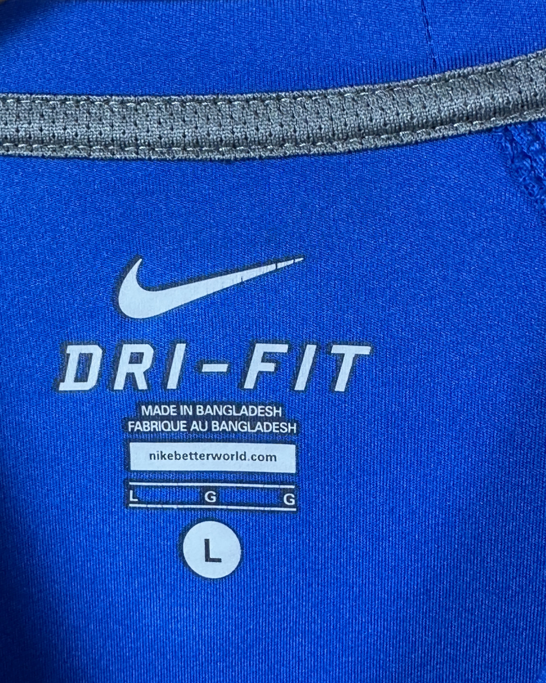 Nike Dri-Fit T-Shirt Large