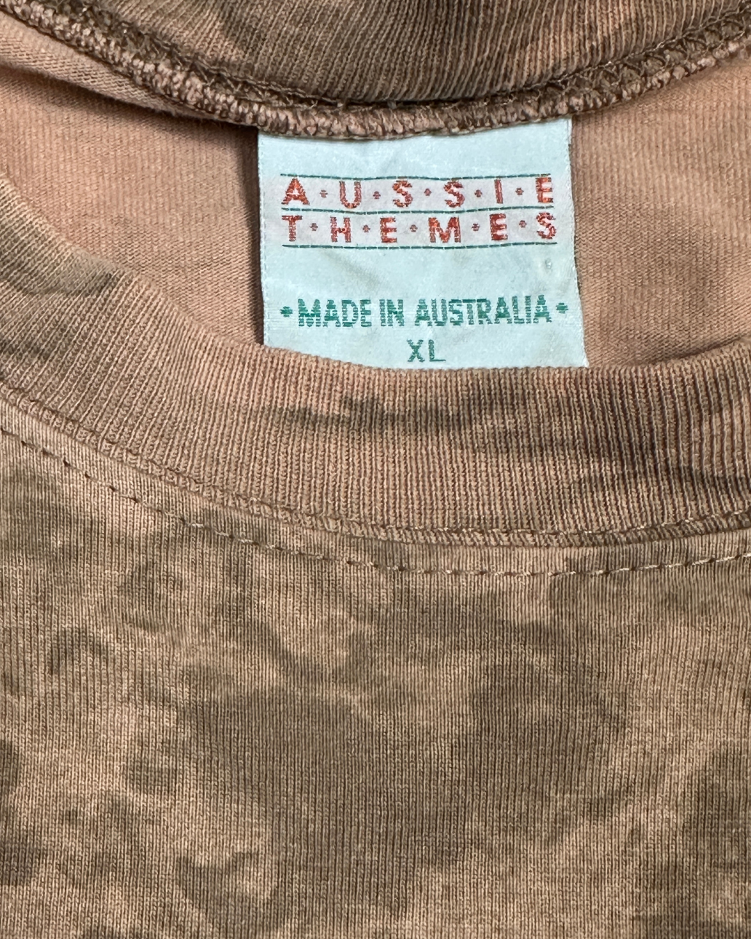 Aussie Themes T-shirt - XL
