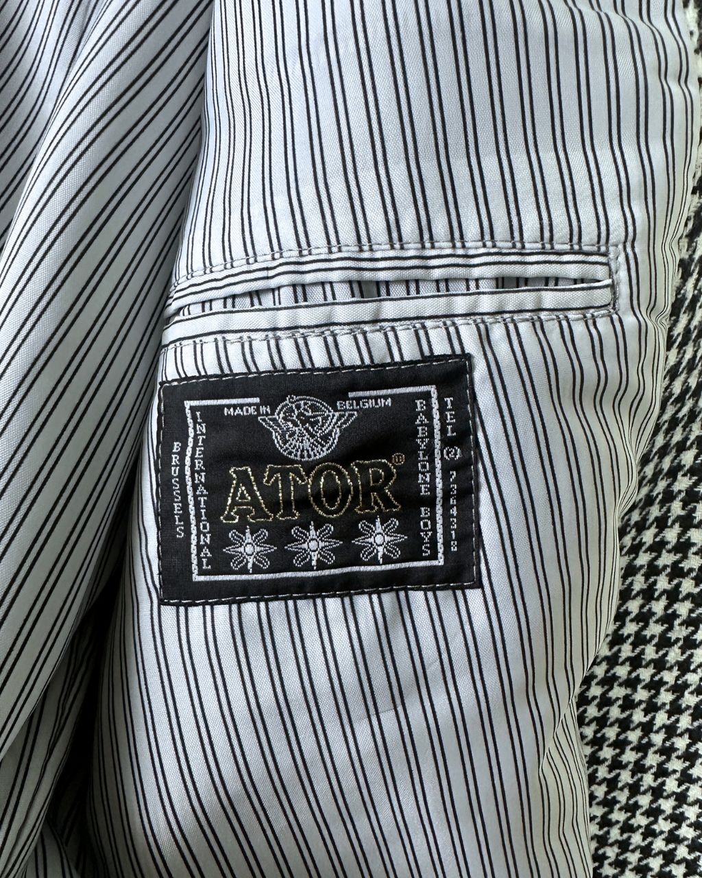 Ator Houndstooth Pattern Blazer