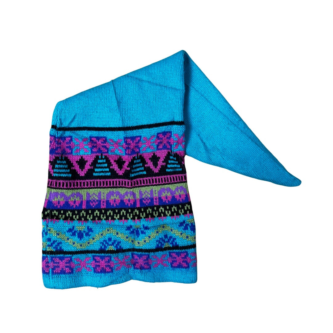 Patterned pointed tail hat
