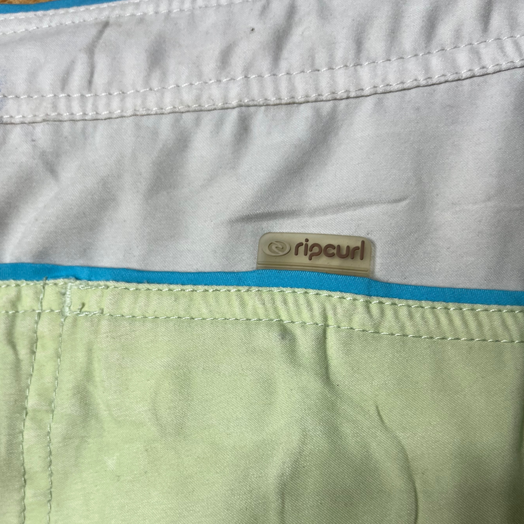 Ripcurl Hawaiian Shorts Medium