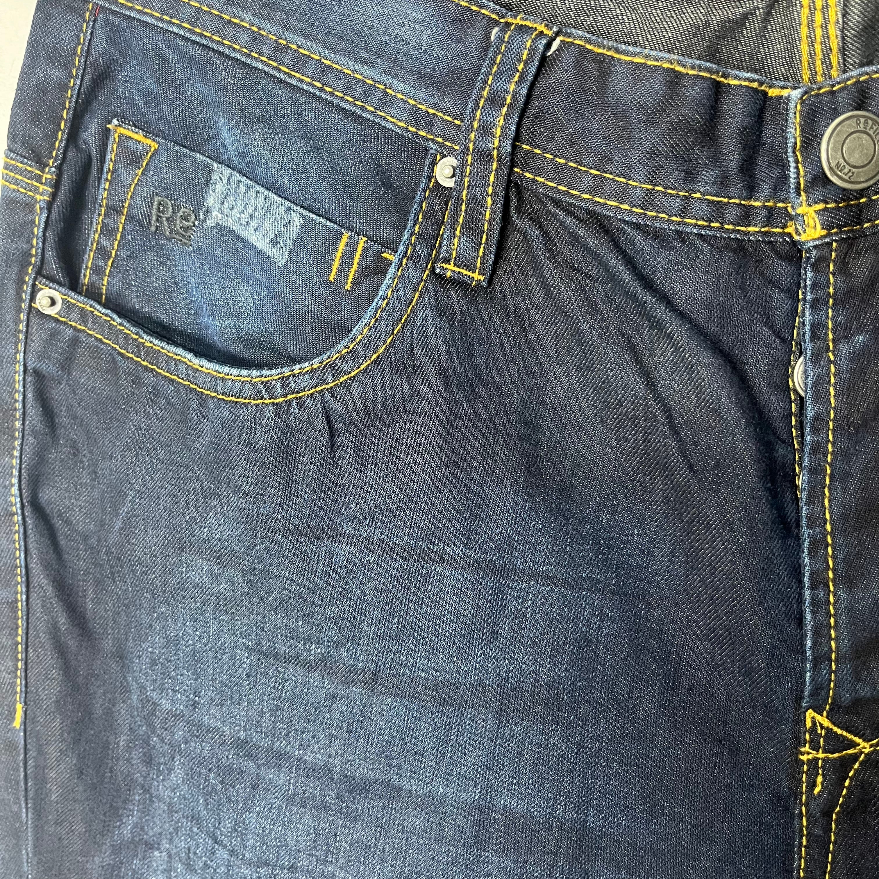 Refill Slim Fit Jeans W34 L32