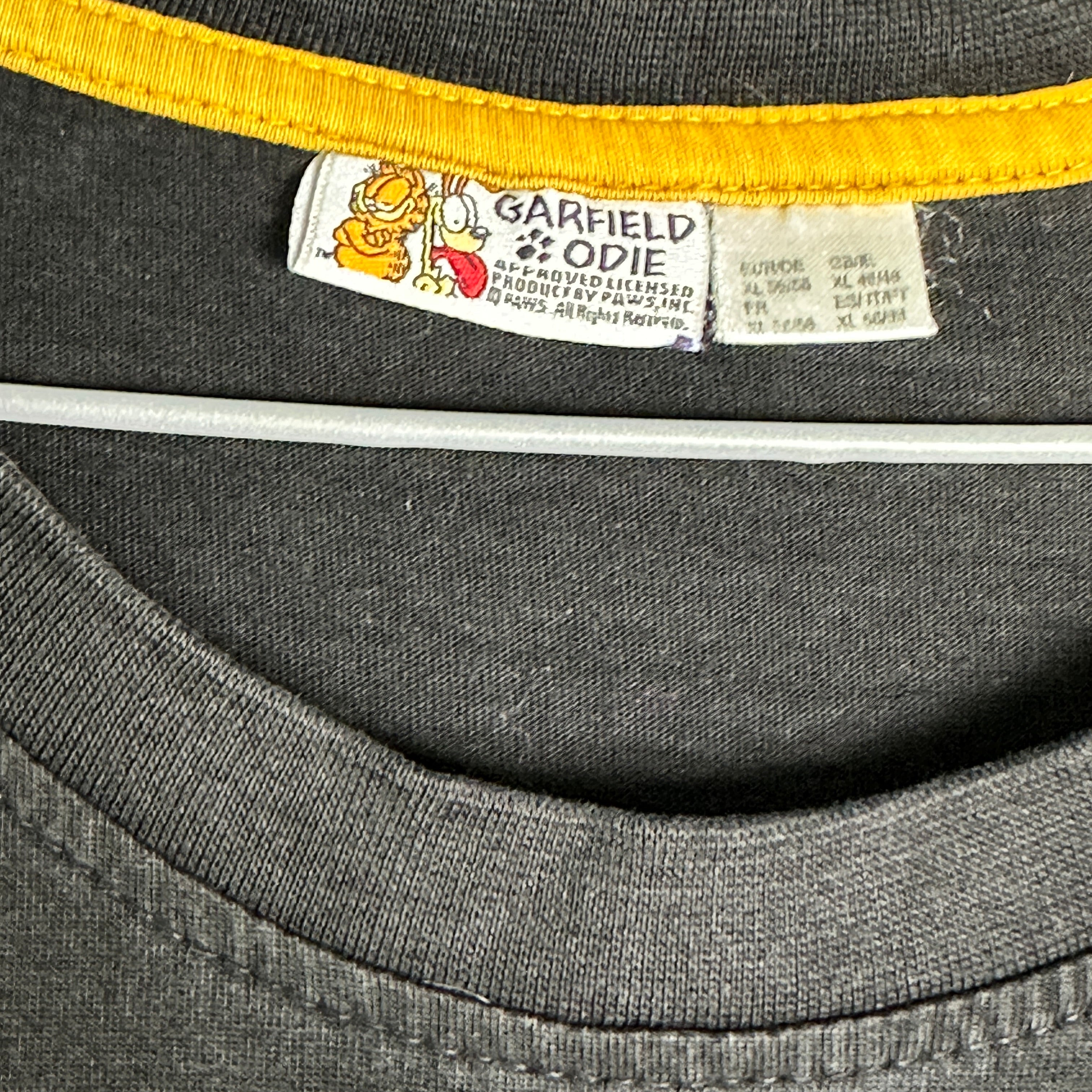 Garfield Graphic Tee XL
