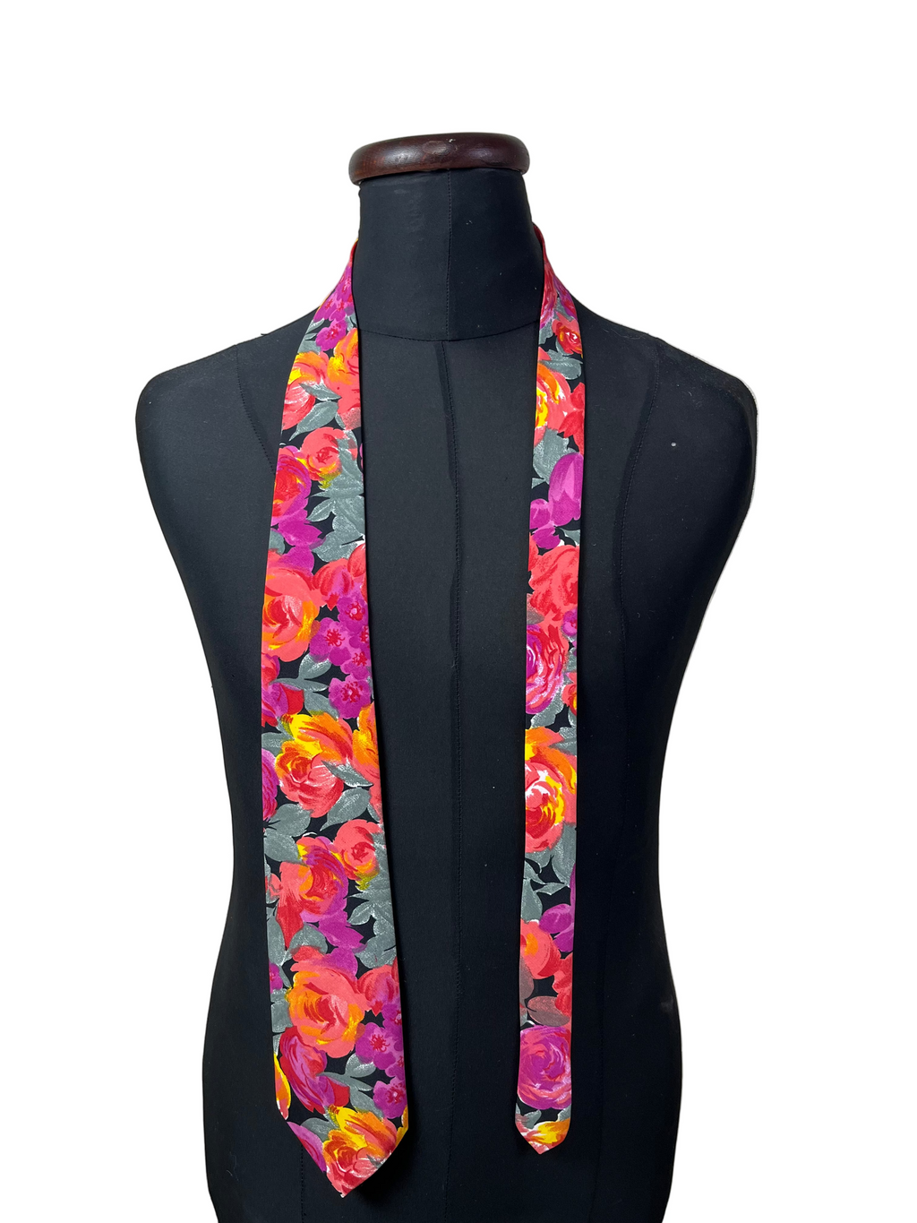 Silver City Floral Necktie 9 cm