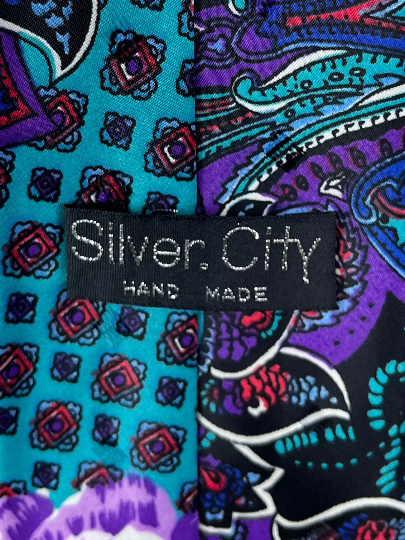 Silver City Purple Floral Paisley Necktie 9 cm