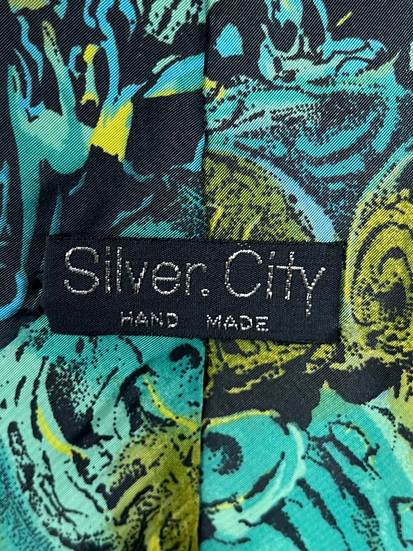 Silver City Retro Swirl Print Necktie 9 cm