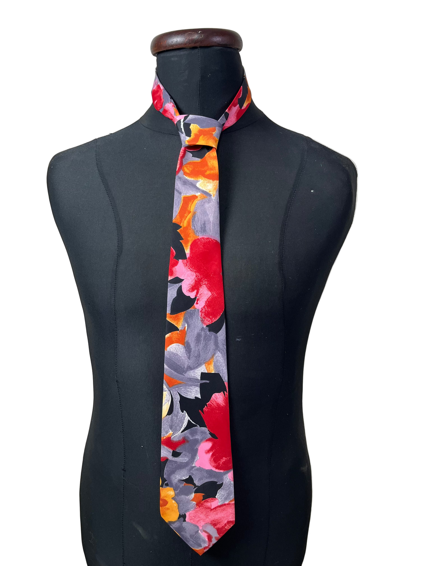 Silver City Floral Necktie 9 cm