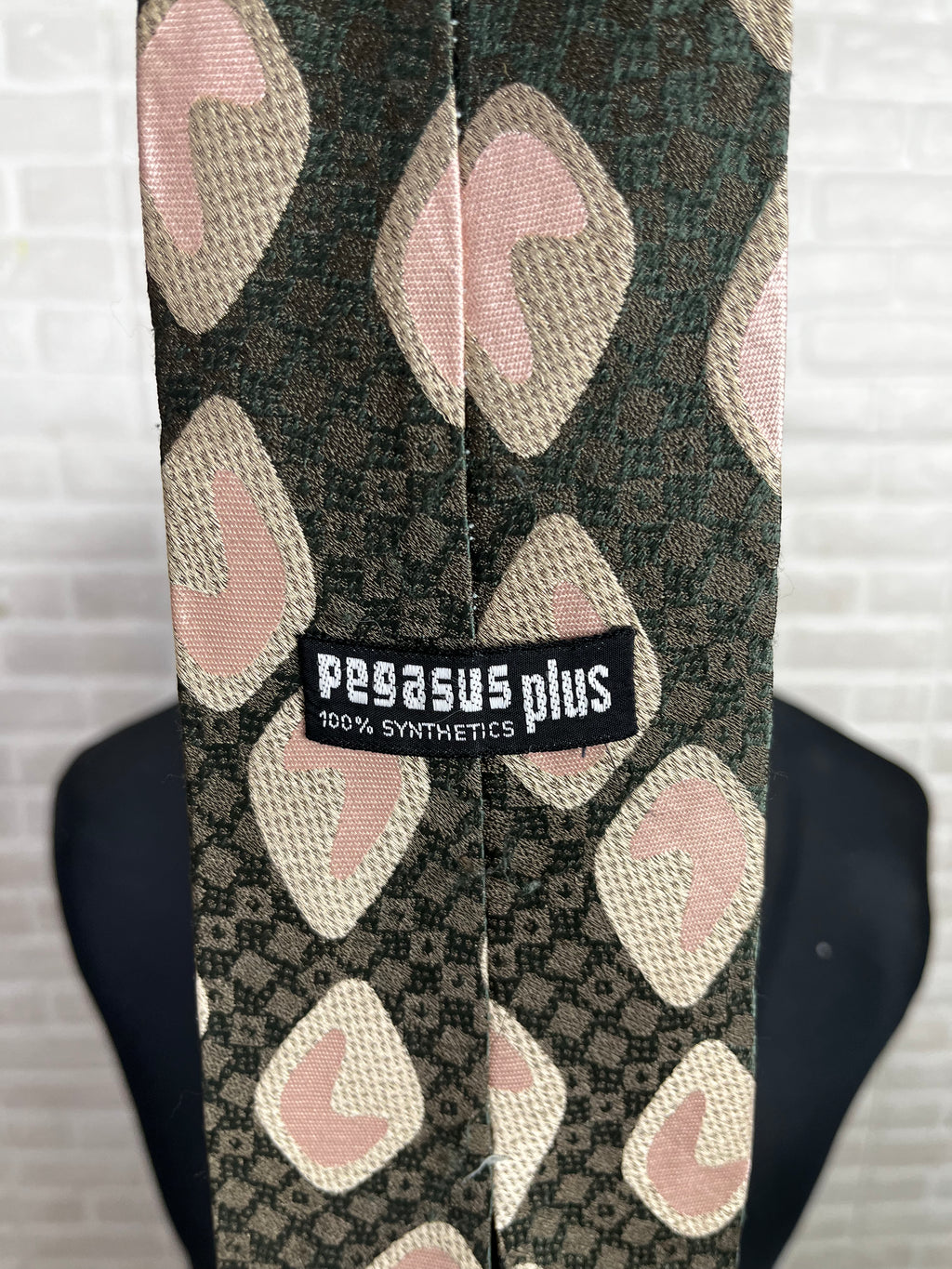Pegasus Plus Necktie