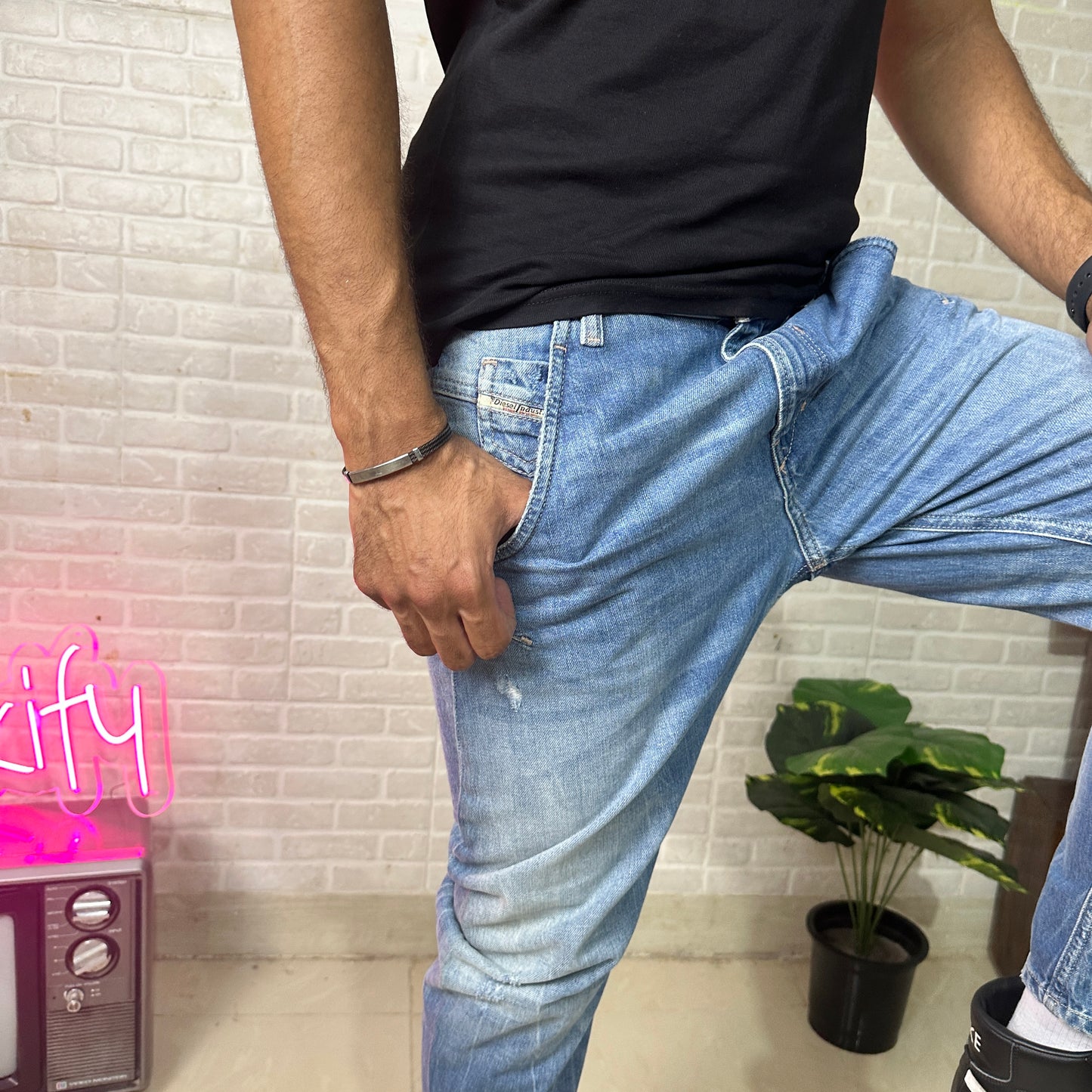 Diesel Relaxed-Boyfriend Low Waist Jeans