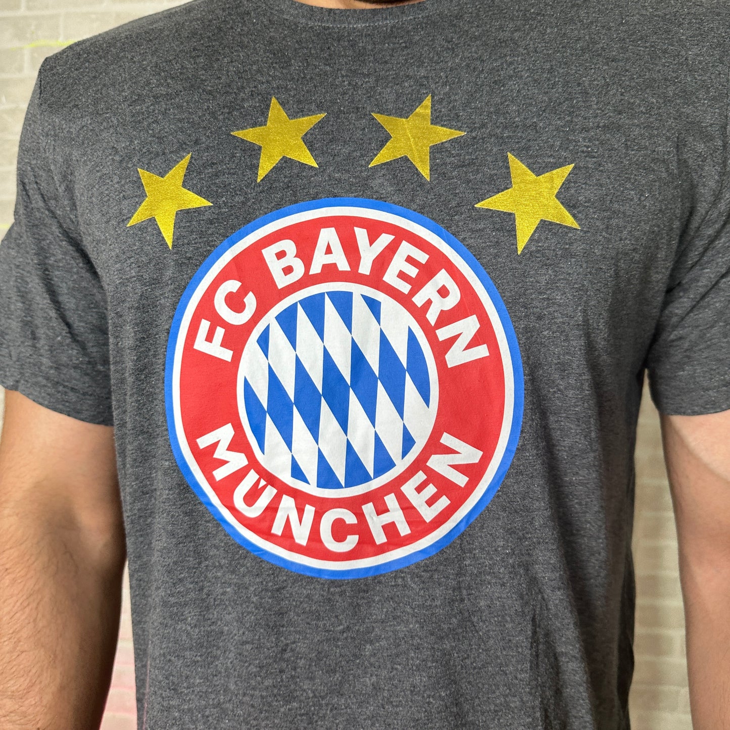 FC Bayern Munchen Tee XL