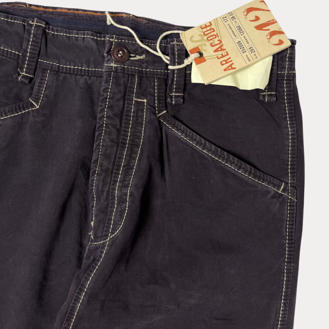Area Code Burgundy Jeans 32