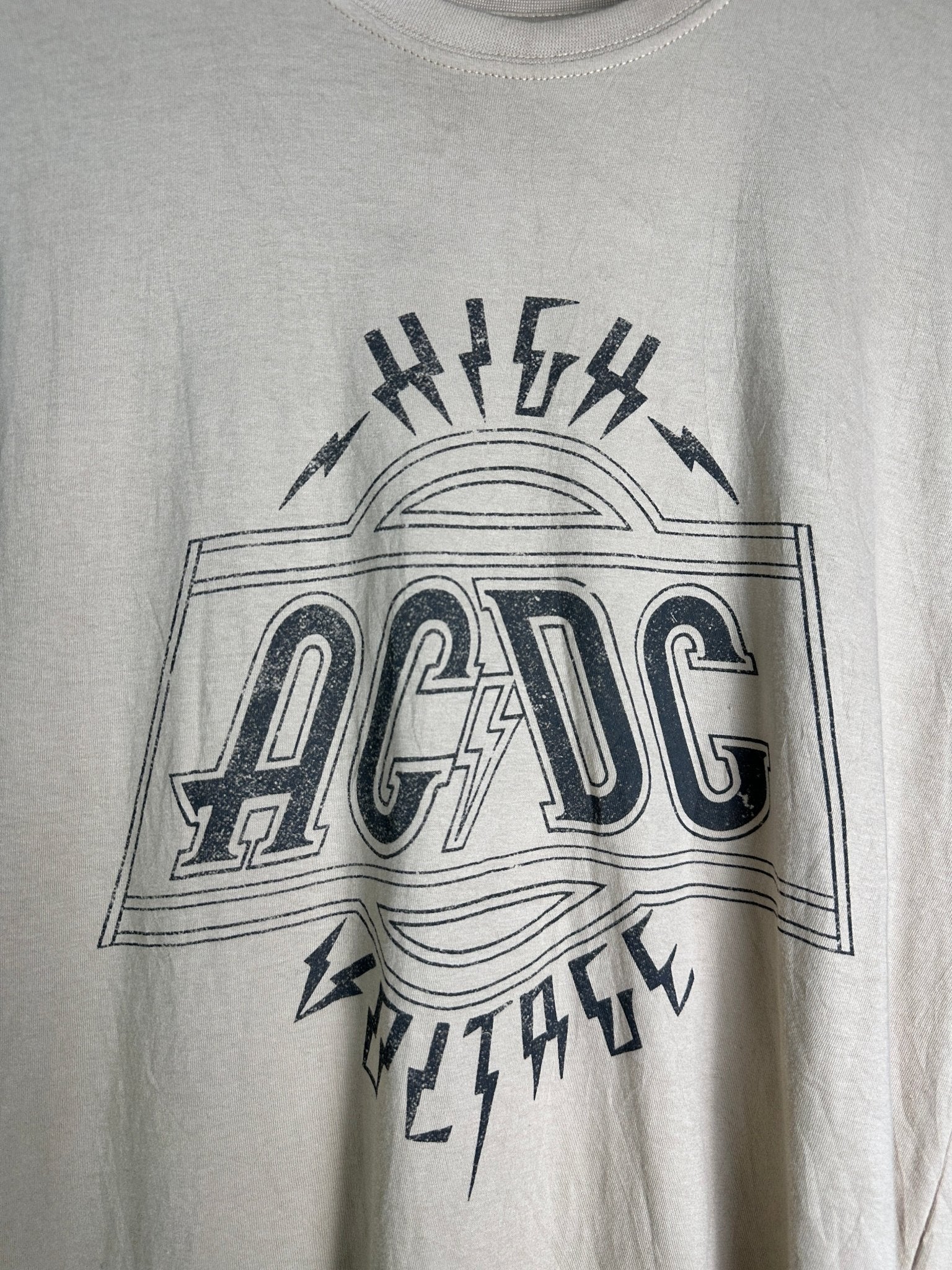 ACDC Long-line T-Shirt Small - Funkify