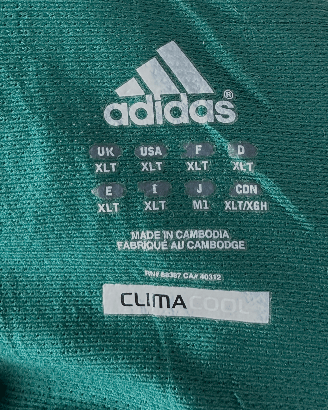 Adidas Polo Shirt XL - Funkify