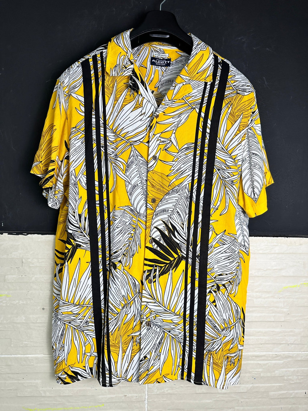 Alcott Hawaiian Shirt - Funkify