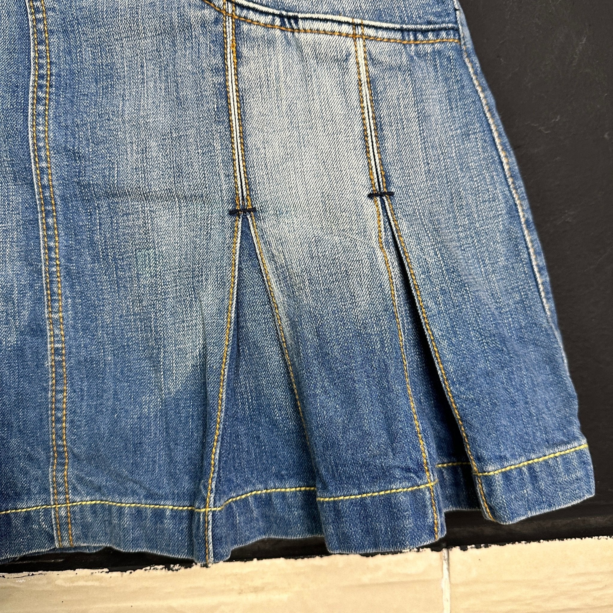 Amisu Skirt - Funkify