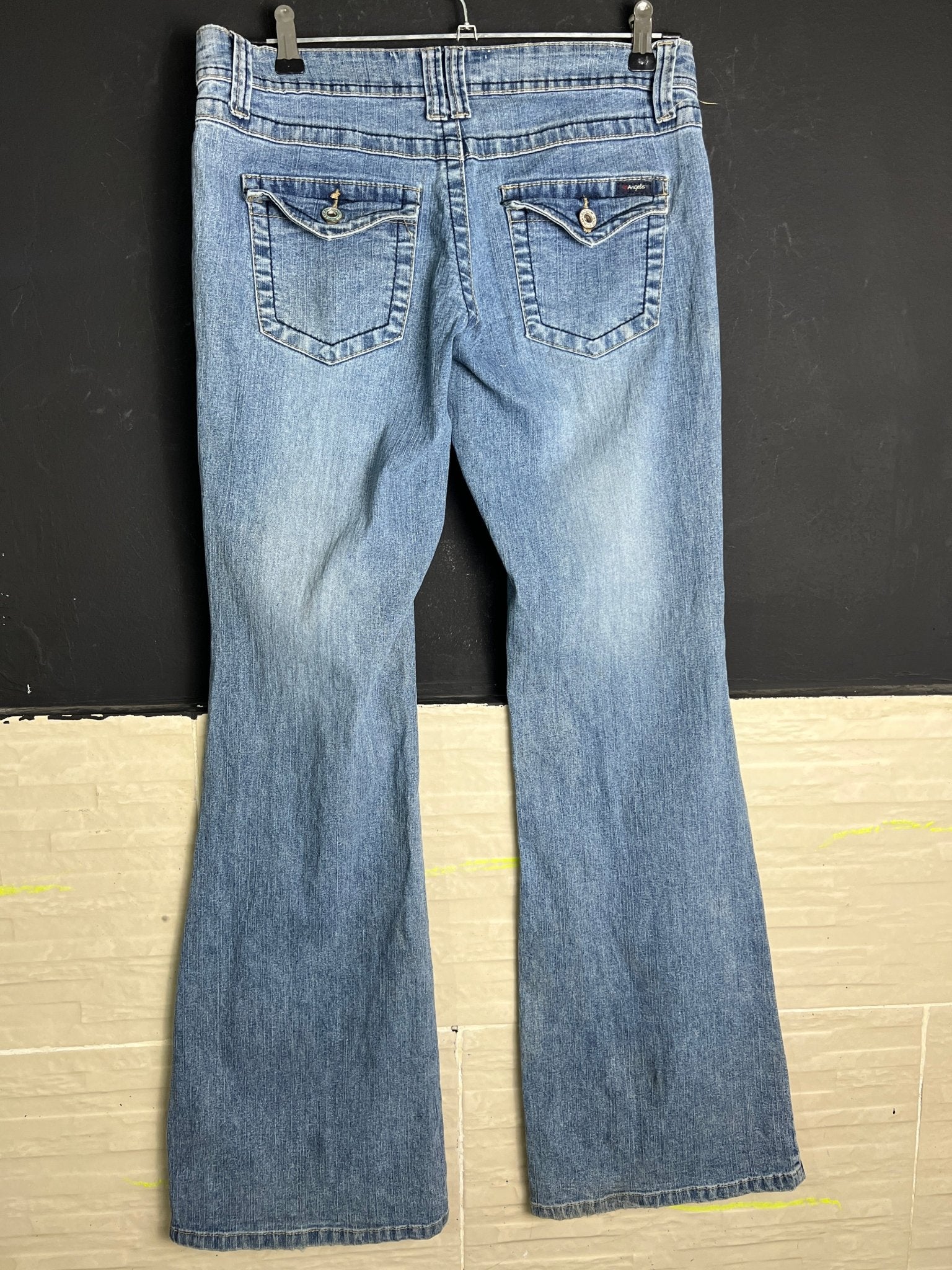 Anqels Low-rise Jeans - Funkify
