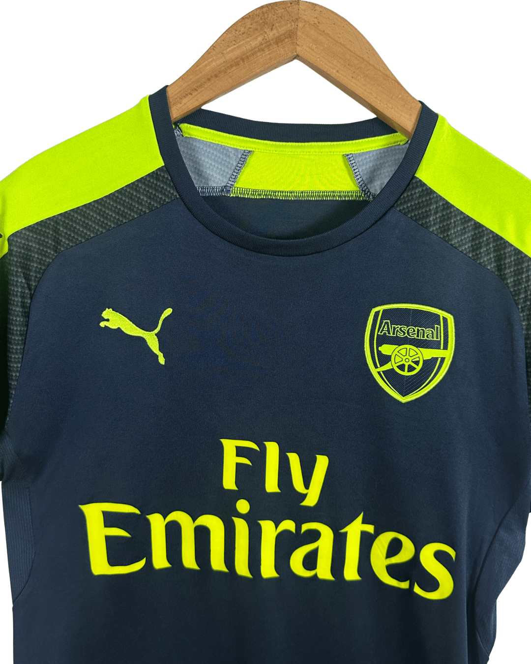 Arsenal Puma 2016 - 2017 Third Shirt - Medium - Funkify